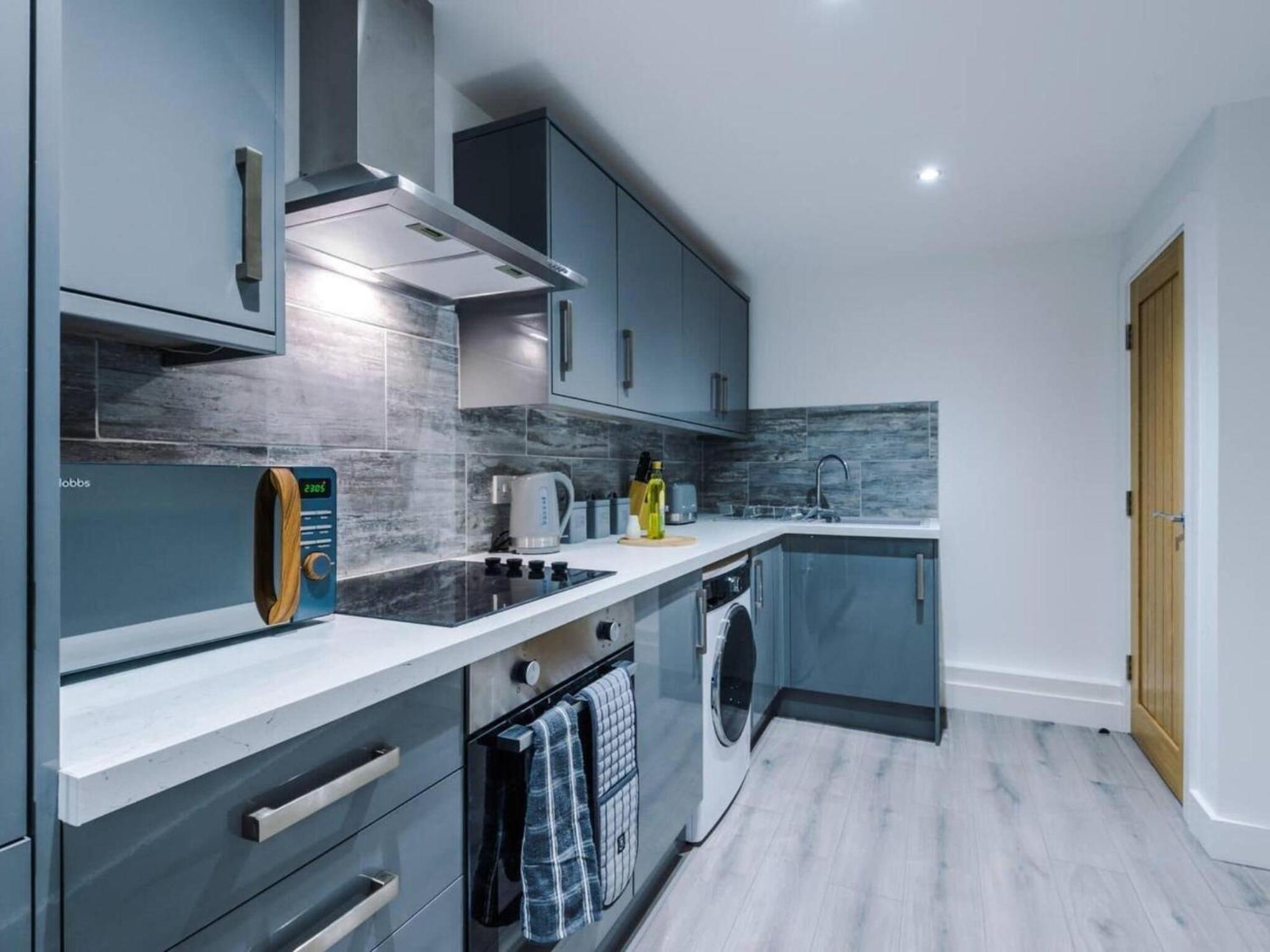 The Ecclesian Deluxe Apartments Near Trafford Centre Eccles Train Station Манчестер Экстерьер фото